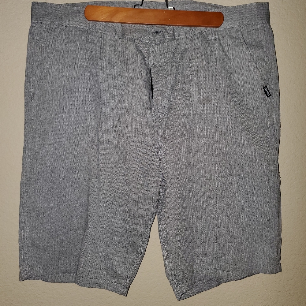 Zoo York Mens Shorts grey size 38